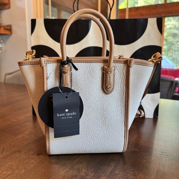 Kate Spade x Disney Chip N Dale Ella Mini Tote Crossbody Purse - Limited Edition - Picture 3 of 9